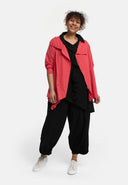 Casaco 'Valeria' – leve, assimétrico e moderno