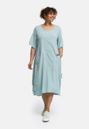 'Viona' klänningar – flytande, chic & feminin