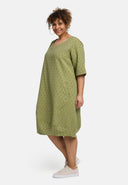 Vestido 'Olina' – leve, estruturado e com elasticidade suave