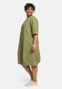 Vestido 'Olina' – leve, estruturado e com elasticidade suave