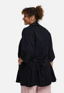 'Veya' takki – laskeutuva, pehmeä ja elegantin rento