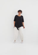 Camisa 'Valeria' – fluida, moderna e minimalista