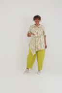 'Livia' Byxor – Vid Passform, Rent Design, & Stretch